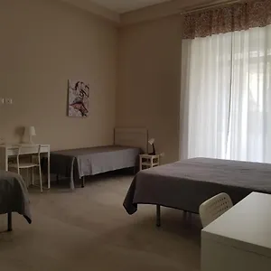 La Sapienza Oda ve Kahvaltı